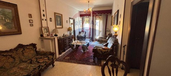 2 bedrooms Apartment in Palermo, Italy No. 296976 3