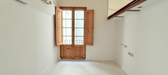 1 bedroom Apartment in Ciutat Vella, Spain No. 191538 16