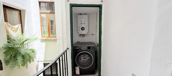 1 bedroom Apartment in Ciutat Vella, Spain No. 191538 12