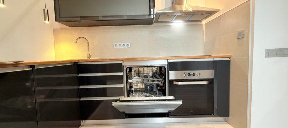 1 bedroom Apartment in Ciutat Vella, Spain No. 191538 9