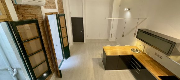 1 bedroom Apartment in Ciutat Vella, Spain No. 191538 7
