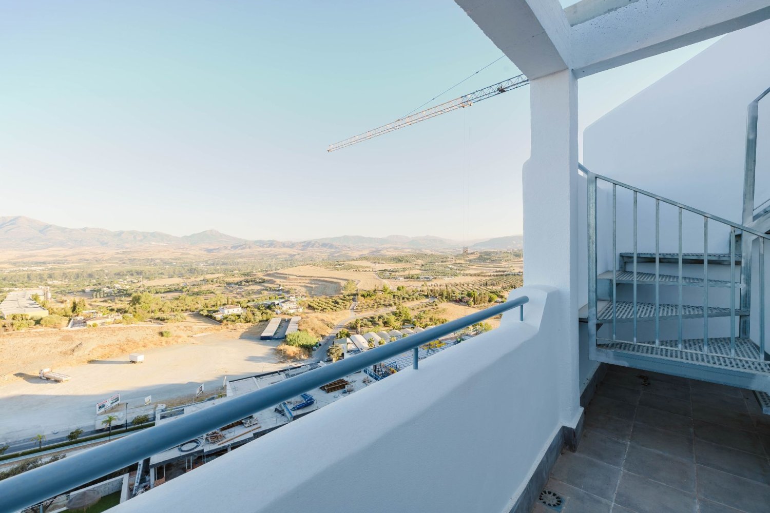 Casa de 3 dormitorios en Coín, Spain No. 200609