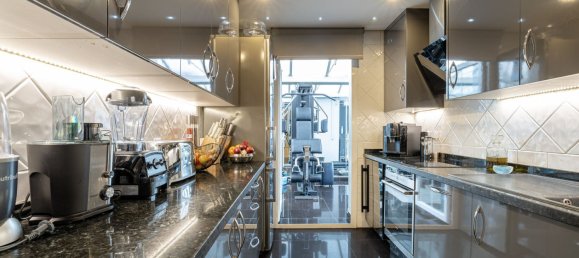 Квартира с 2 спальнями в Марбелья, Испания № 135142 15