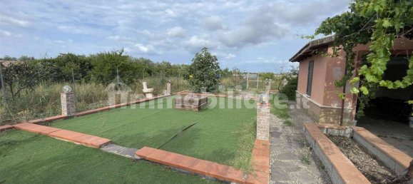 3 bedrooms Villa in Grosseto, Italy No. 271000 7