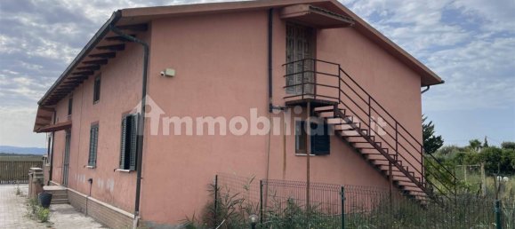 3 bedrooms Villa in Grosseto, Italy No. 271000 4