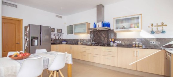 5 bedrooms Villa in Mahon, Spain No. 3794 8