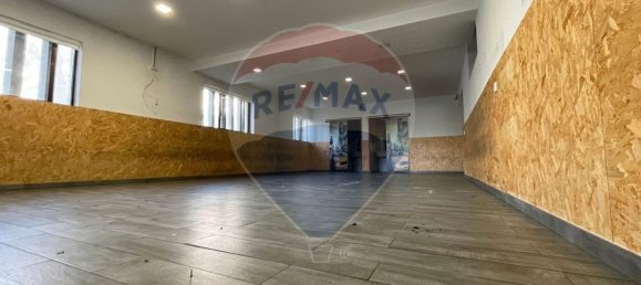 250m² Commercial property in Guimaraes, Portugal No. 27309 6