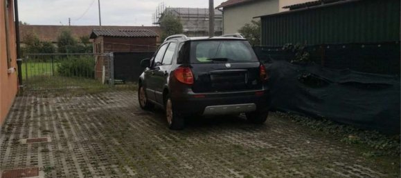 Apartamento de 4 habitaciónes en Castelnovo di Sotto, Italy No. 97845 4