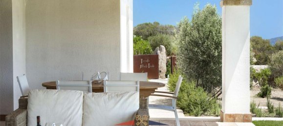 4 bedrooms Villa in Olbia, Italy No. 549 11