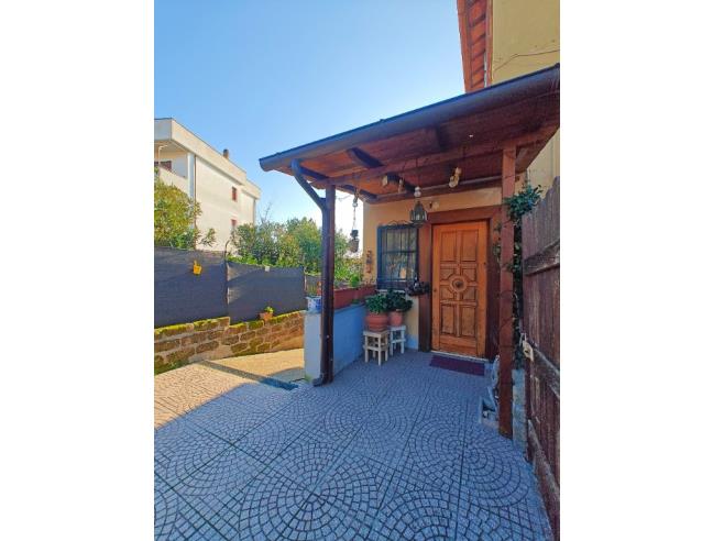 2 Schlafzimmer Haus in Rome, Italy, Nr. 252994