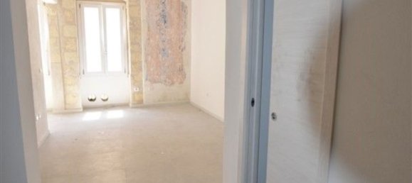 Studio in Sassari, Italy No. 230197 7