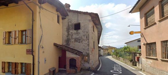 4-Zimmer Haus in Castellamonte, Italy, Nr. 211877 3