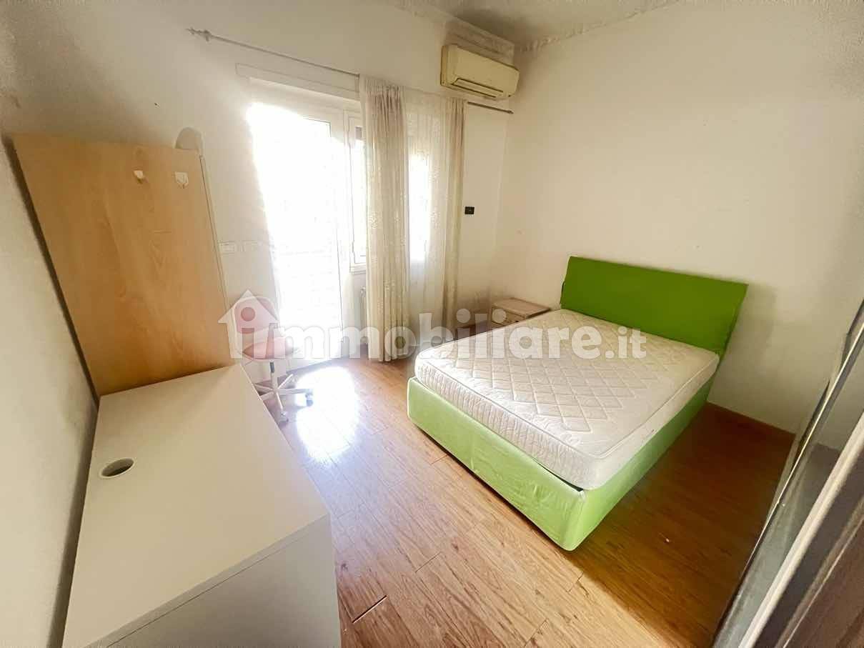 3 bedrooms Apartment in Rome, Italy No. 342434