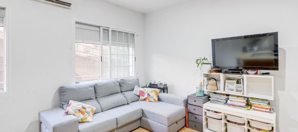 2 Schlafzimmer Wohnung in Horta-Guinardo, Spain, Nr. 144109 2