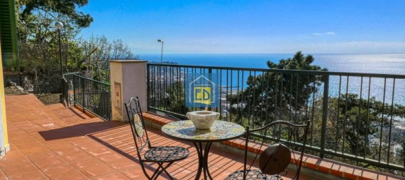 3 bedrooms Penthouse in Albissola Marina, Italy No. 320757 15