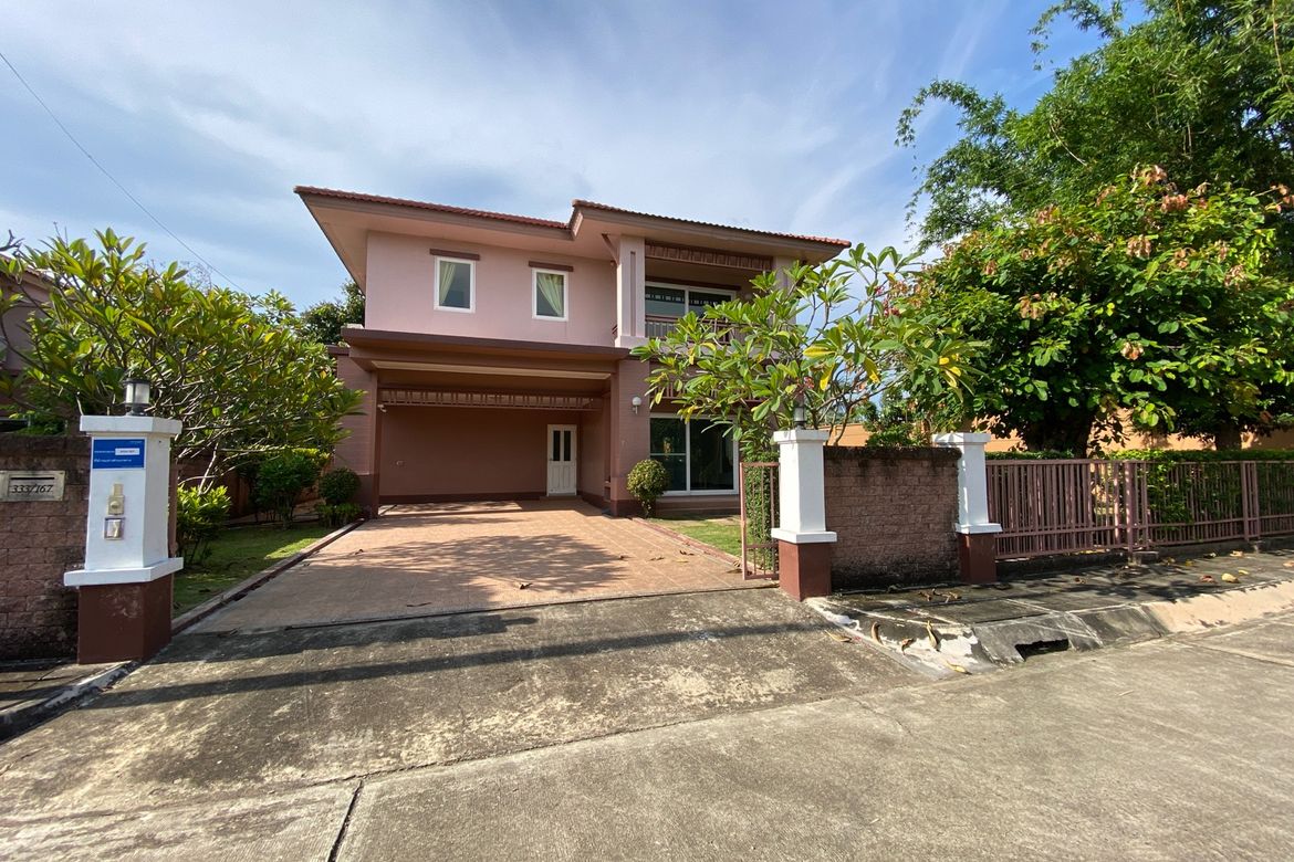 3 bedrooms House in Chiang Mai, Thailand No. 27047