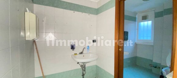 2 rooms Commercial property in Bergamo, Italy No. 199984 22