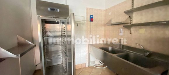 2 rooms Commercial property in Bergamo, Italy No. 199984 10