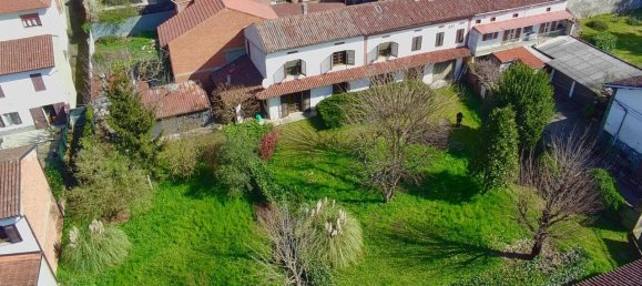 7 rooms House in Castellazzo Bormida, Italy No. 41163 3