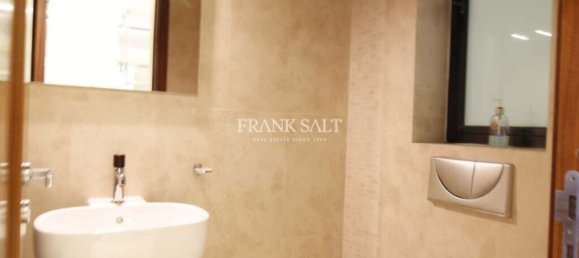 4 chambres Appartement à Sliema, Malta No. 8981 40