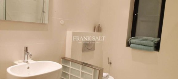 4 chambres Appartement à Sliema, Malta No. 8981 4