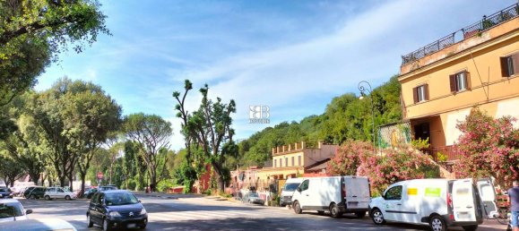 1 room Commercial property in Rome, Italy No. 50132 13