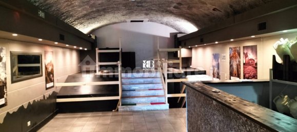 1 room Commercial property in Rome, Italy No. 50132 10