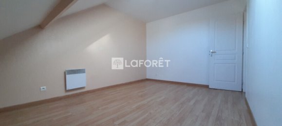 2 bedrooms Duplex in Mennecy, France No. 187393 4