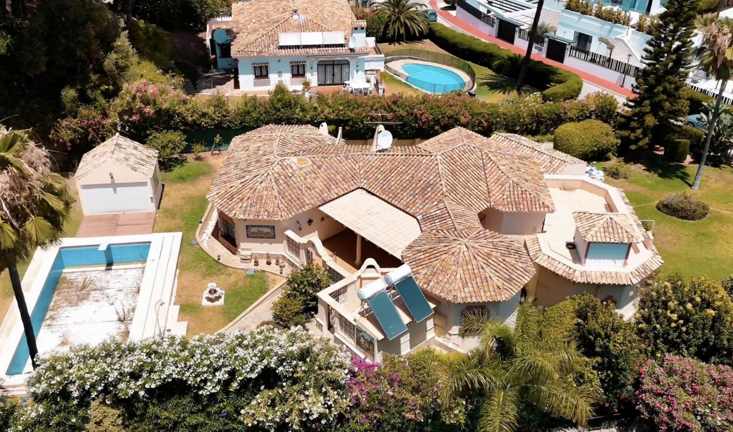5 chambres Villa à Marbella, Spain No. 74057