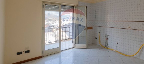 Квартира с 3 спальнями в Виллабате, Италия № 362004 5