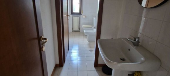 Escritório em Lucca, Italy 150 m² N.º 149309 3