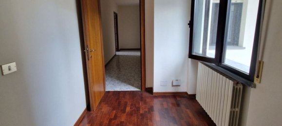 Escritório em Lucca, Italy 150 m² N.º 149309 2