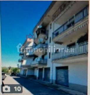 Apartamento de 5 dormitorios en Montalto Uffugo, Italy No. 274574