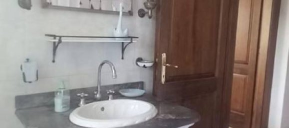 Вилла с 5 спальнями в Каррара, Италия № 45421 35