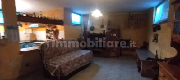 Вилла с 5 спальнями в Каррара, Италия № 45421 40