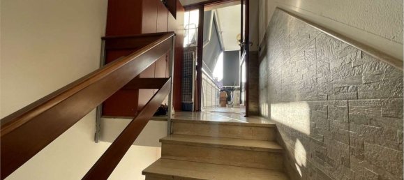 Квартира с 3 комнатами в Джуссано, Италия № 122912 4