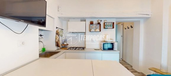 2 rooms Apartment in Turin, Italy No. 277901 4