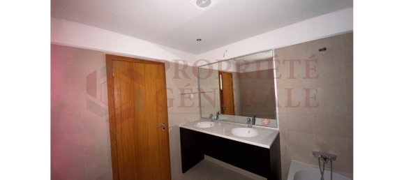 Apartamento de 3 dormitorios en Funchal, Portugal No. 145758 10