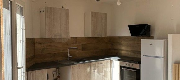 Apartamento de 2 dormitorios en Salernes, France No. 189463 2