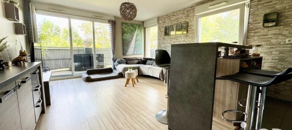 2 chambres Appartement à Chennevières-sur-Marne, France No. 318198 2