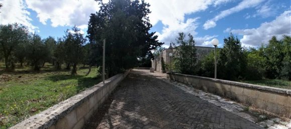 5 rooms House in Monopoli, Italy No. 24741 24