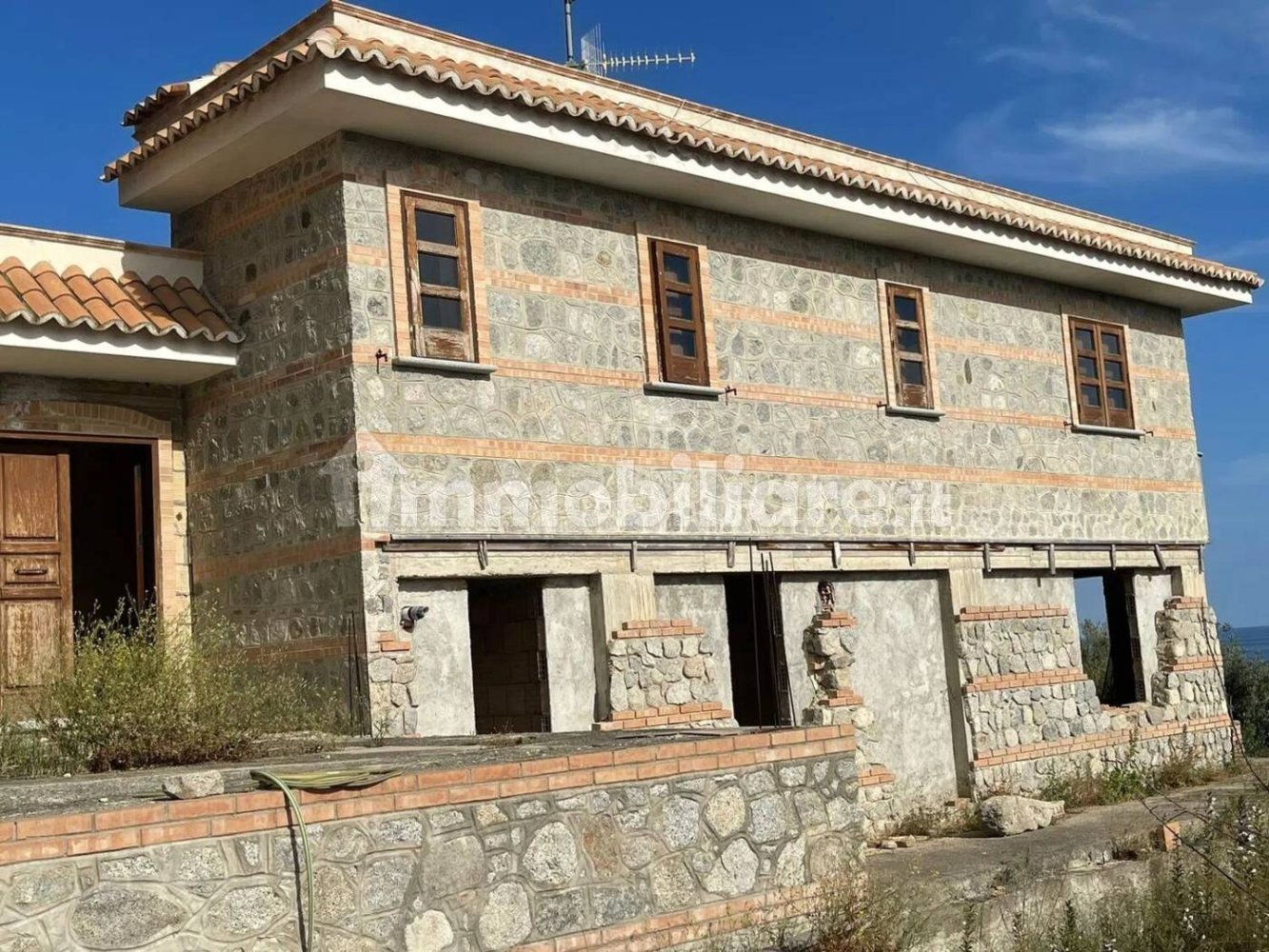 6 bedrooms Villa in Roccella Ionica, Italy No. 340154