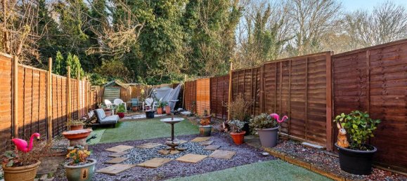 3 Schlafzimmer Haus in Feltham, United Kingdom, Nr. 9802 2