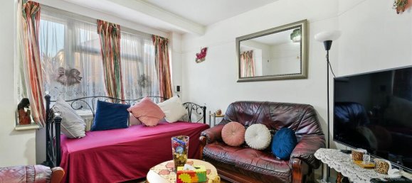 3 Schlafzimmer Haus in Feltham, United Kingdom, Nr. 9802 4