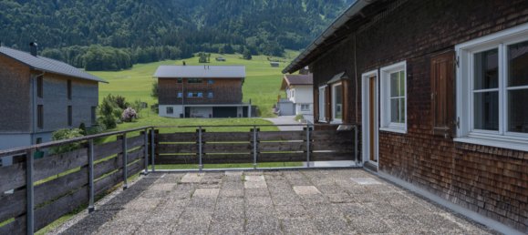 Дом с 12 комнатами в Ау, Австрия № 144360 5