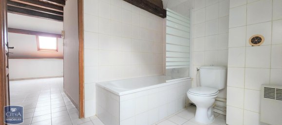 1 bedroom Apartment in Laon, France No. 53149 3