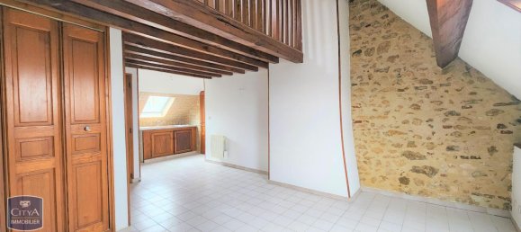 1 bedroom Apartment in Laon, France No. 53149 2