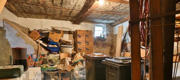 9 rooms Building in Reutlingen, Germany No. 60299 22