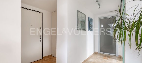 4-Zimmer Doppelhaus in Varese, Italy, Nr. 220355 13