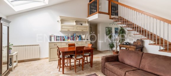 4-Zimmer Doppelhaus in Varese, Italy, Nr. 220355 4